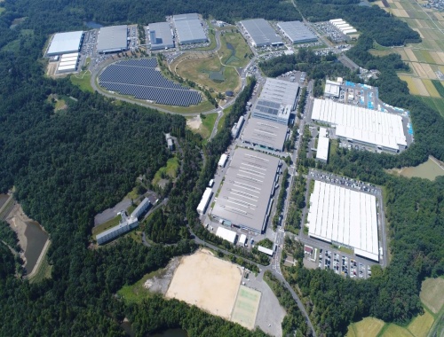 滋賀事業所の工場全景