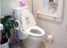 障害者にやさしいトイレ