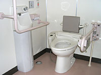 障害者に配慮したトイレ