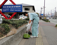 特別支援学校からの実習受け入れ（熊本県福祉総合相談所周辺の清掃業務）