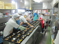 毎日150~300個の弁当を作る手作りの為、おいしいと評判をいただいている