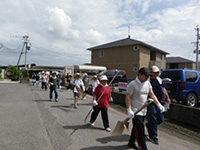 ともにボランティア活動風景